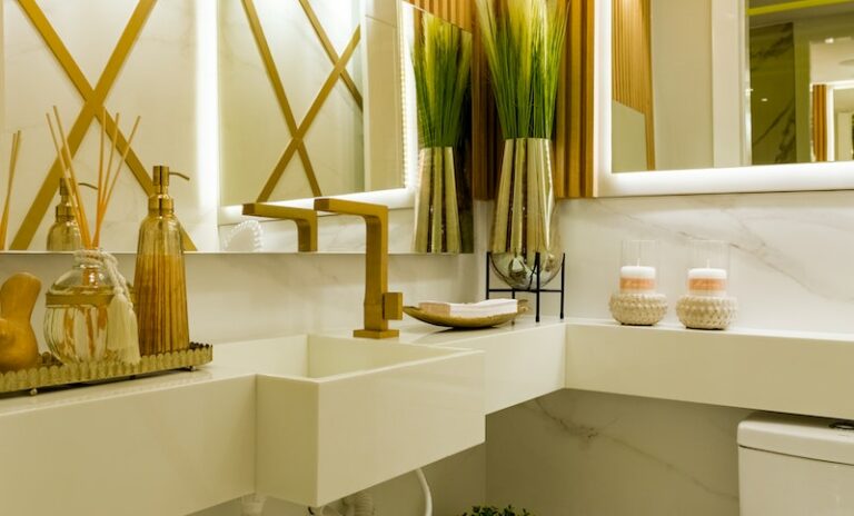 cómo limpiar el sarro de los azulejos del baño suele ser una pesadilla